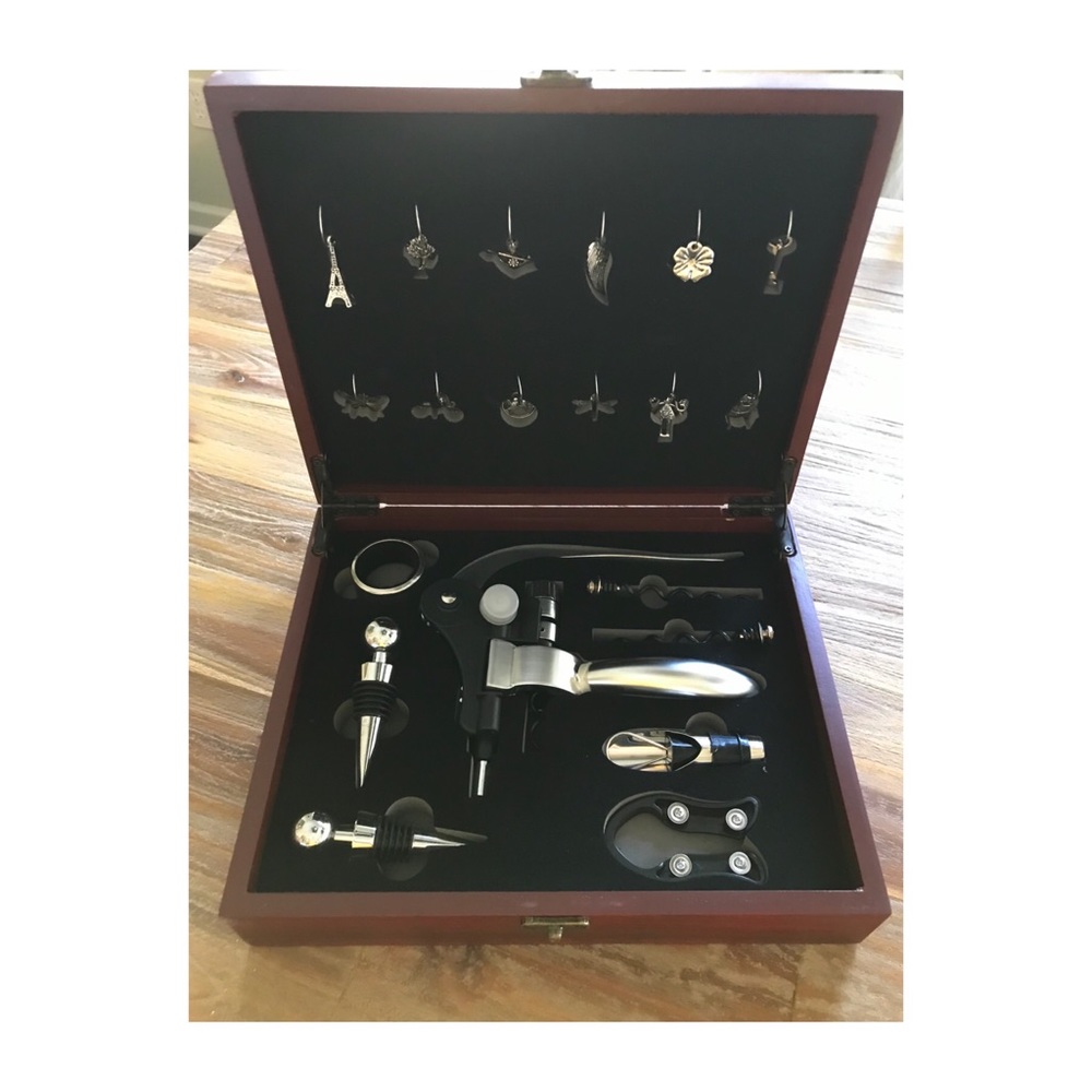 21 Piece Wine Set